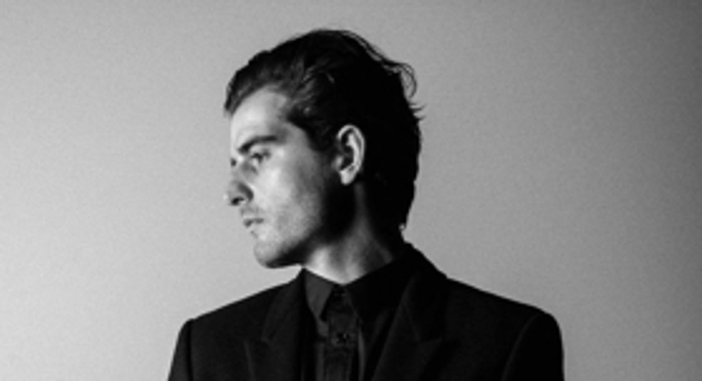 Dimension To Mix FABRICLIVE 98, Exclusives from Skrillex, Chase & Status, Deadmau5, Metrik, Calyx & Teebee, & More  Image