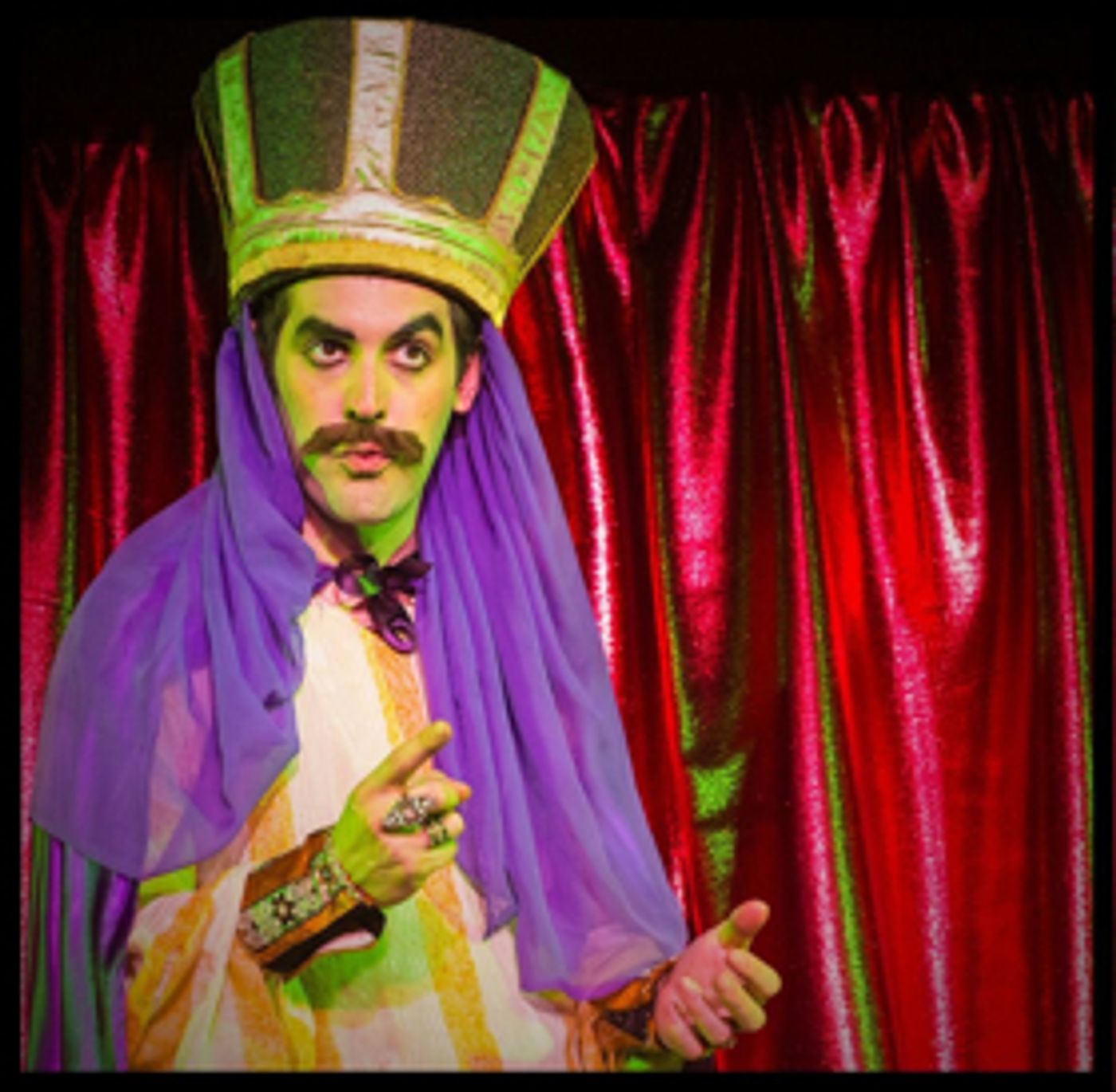 Review: KING TUT A PYRAMID PANTOMIME, King's Head Theatre  Image