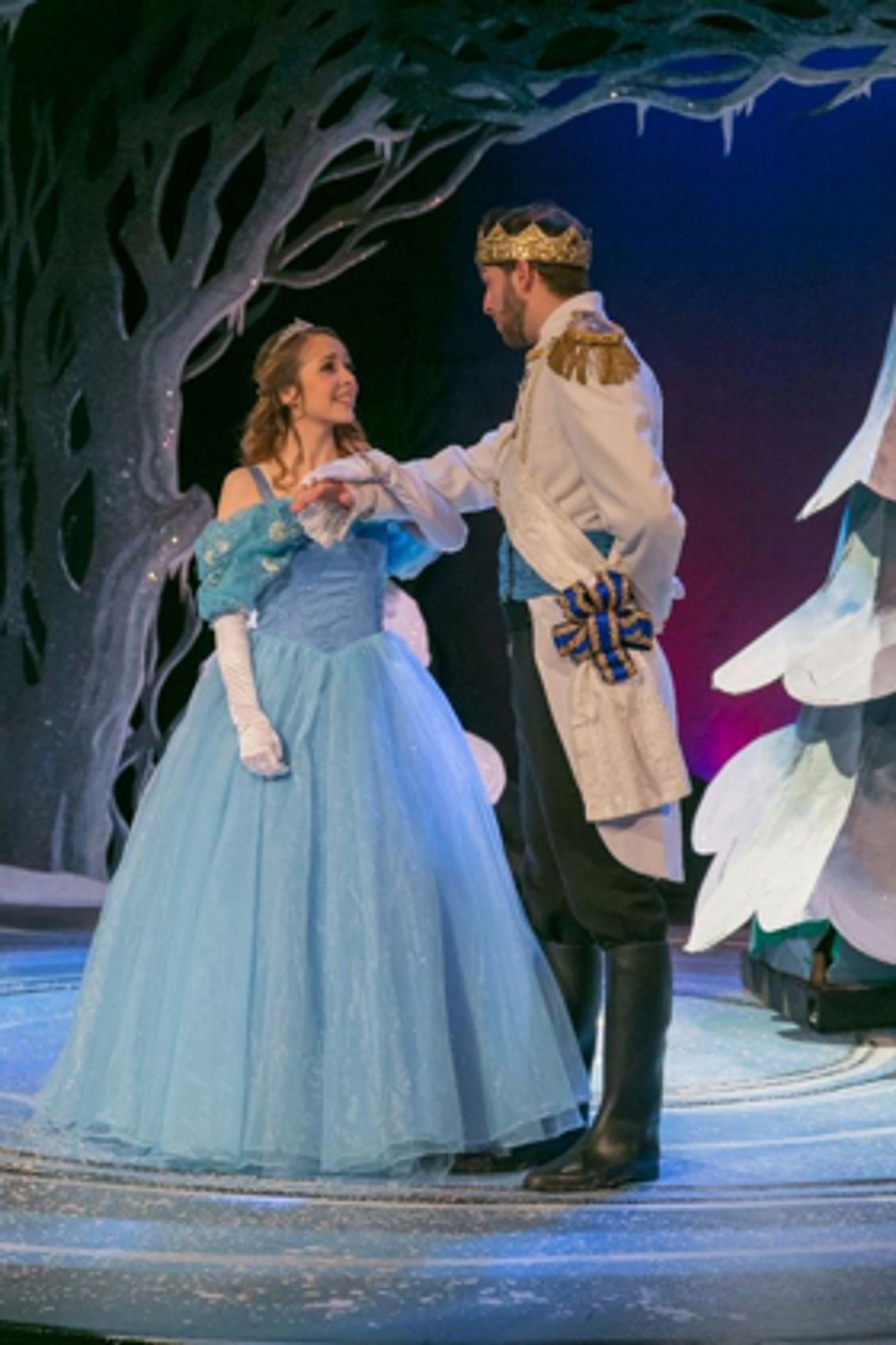 Review:  CINDERELLA: A HOLIDAY MUSICAL at The Growing Stage Dazzles  Image