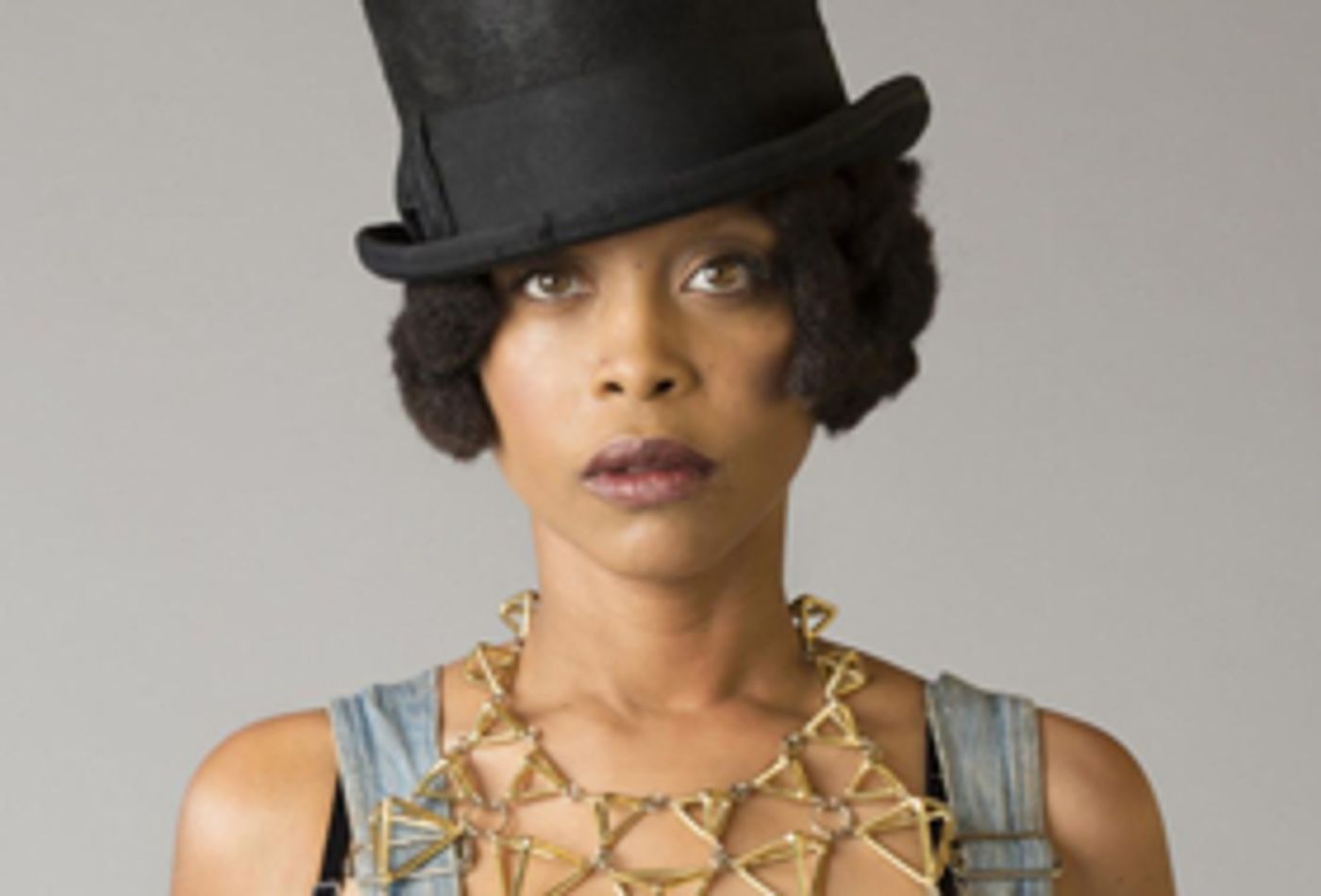 Erykah Badu And 2x Grammy Winner H.E.R. Come To Barclays Center  Image