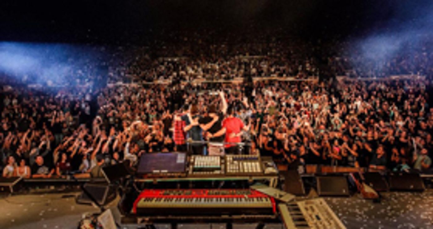 Linkin Park And Friends Celebrate Life In Honor Of Chester Bennington  Image