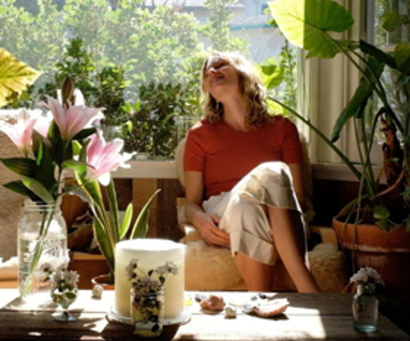 Kaitlyn Aurelia Smith to Release 'Tides' Music for Yoga and Meditation  Image