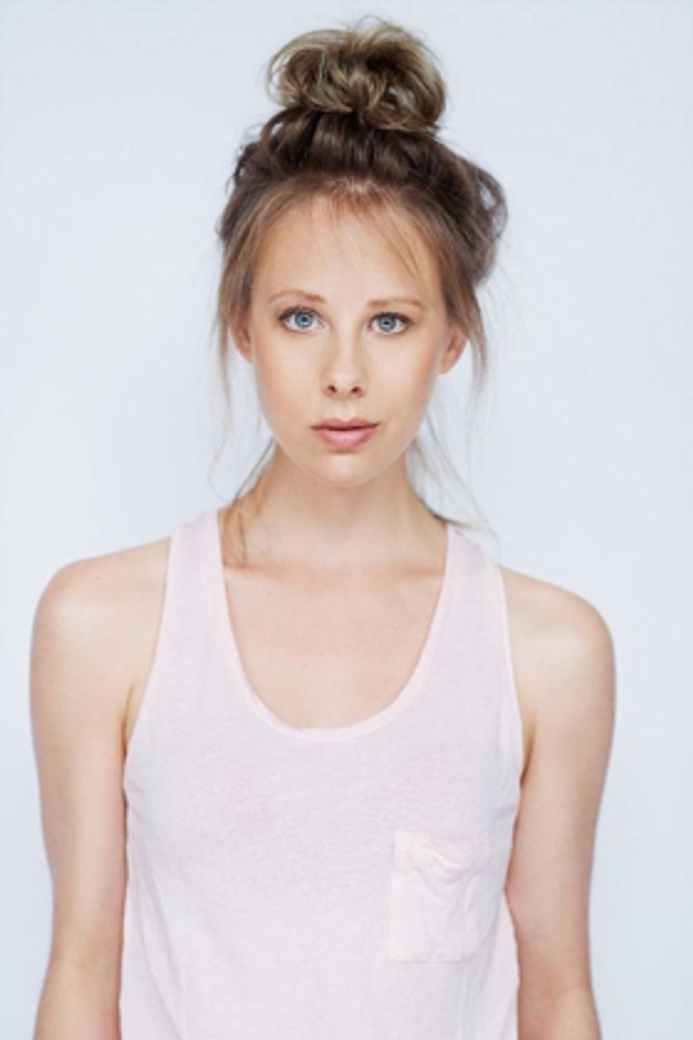 Bridge Production Group To Present THE BLUE ROOM at WhiteBox Art Gallery  Image