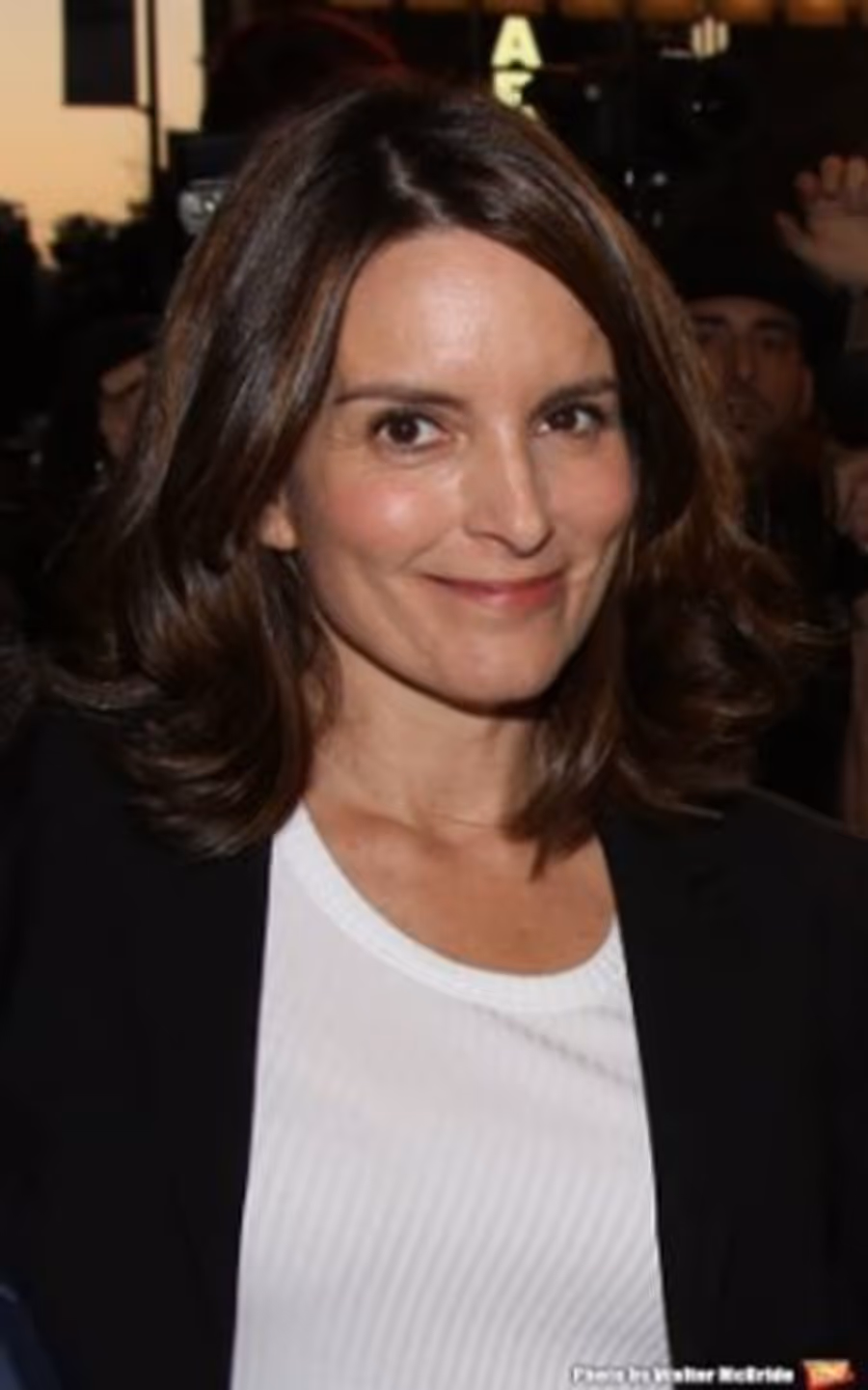 Tina Fey and Robert Carlock to Receive Writers Guild of America Award for Comedy Excellence Image