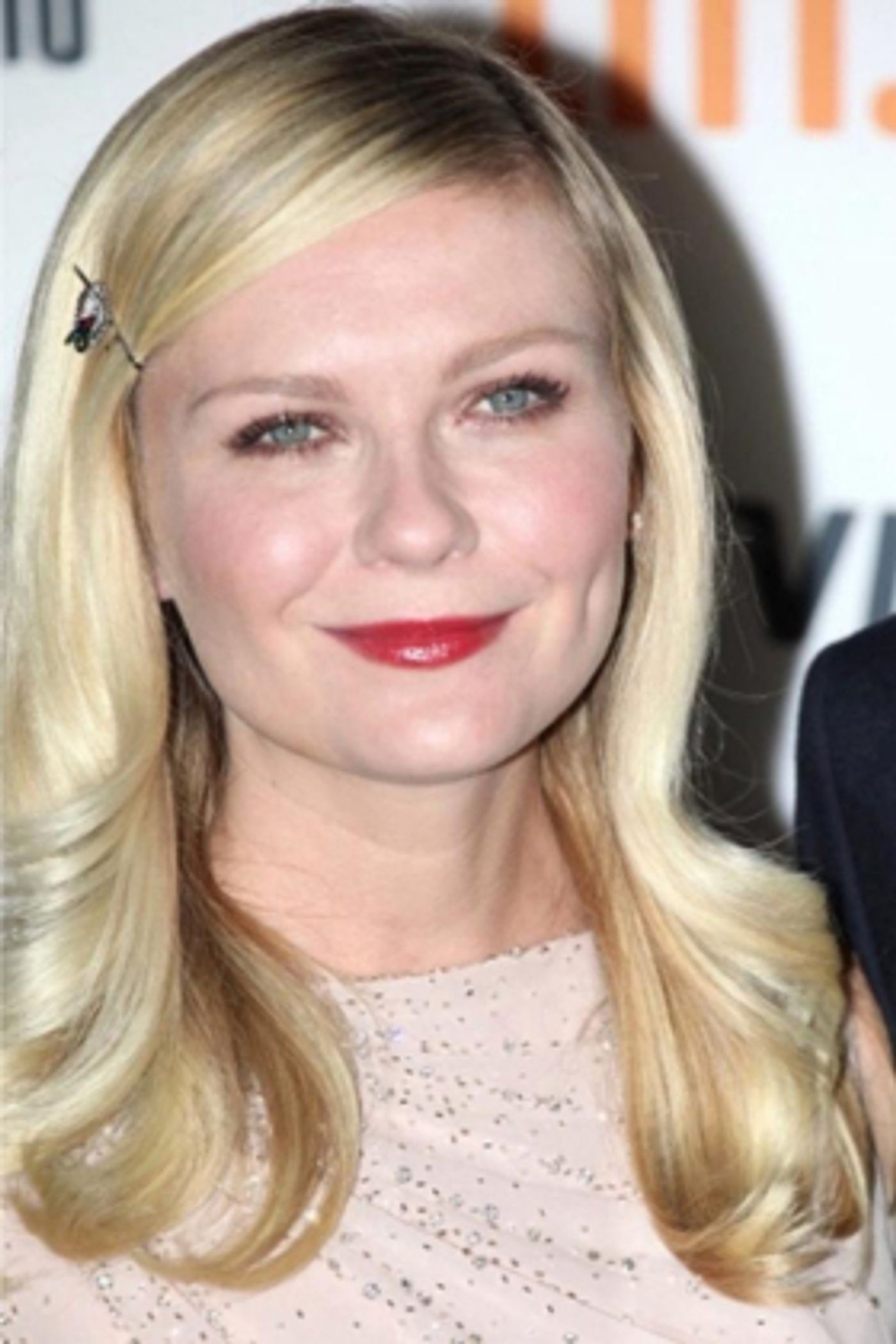 Kristen Dunst-Led Dark Comedy Ordered from YouTube Red with George Clooney As Executive Producer Kristen Dunst-Led Dark Comedy Ordered from YouTube Red with George Clooney As Executive Producer Image