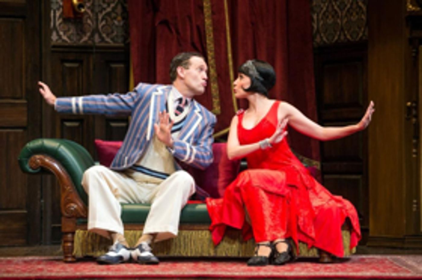 Interview: Ned Noyes as Max in THE PLAY THAT GOES WRONG  Image