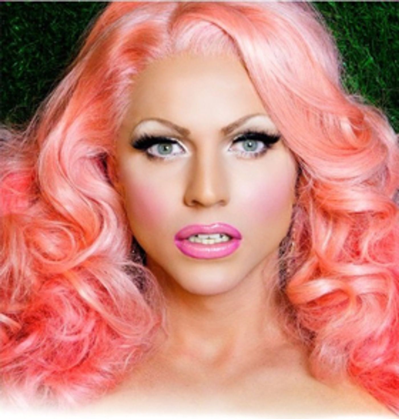 Courtney Act Announces UK Gigs Next Month  Image