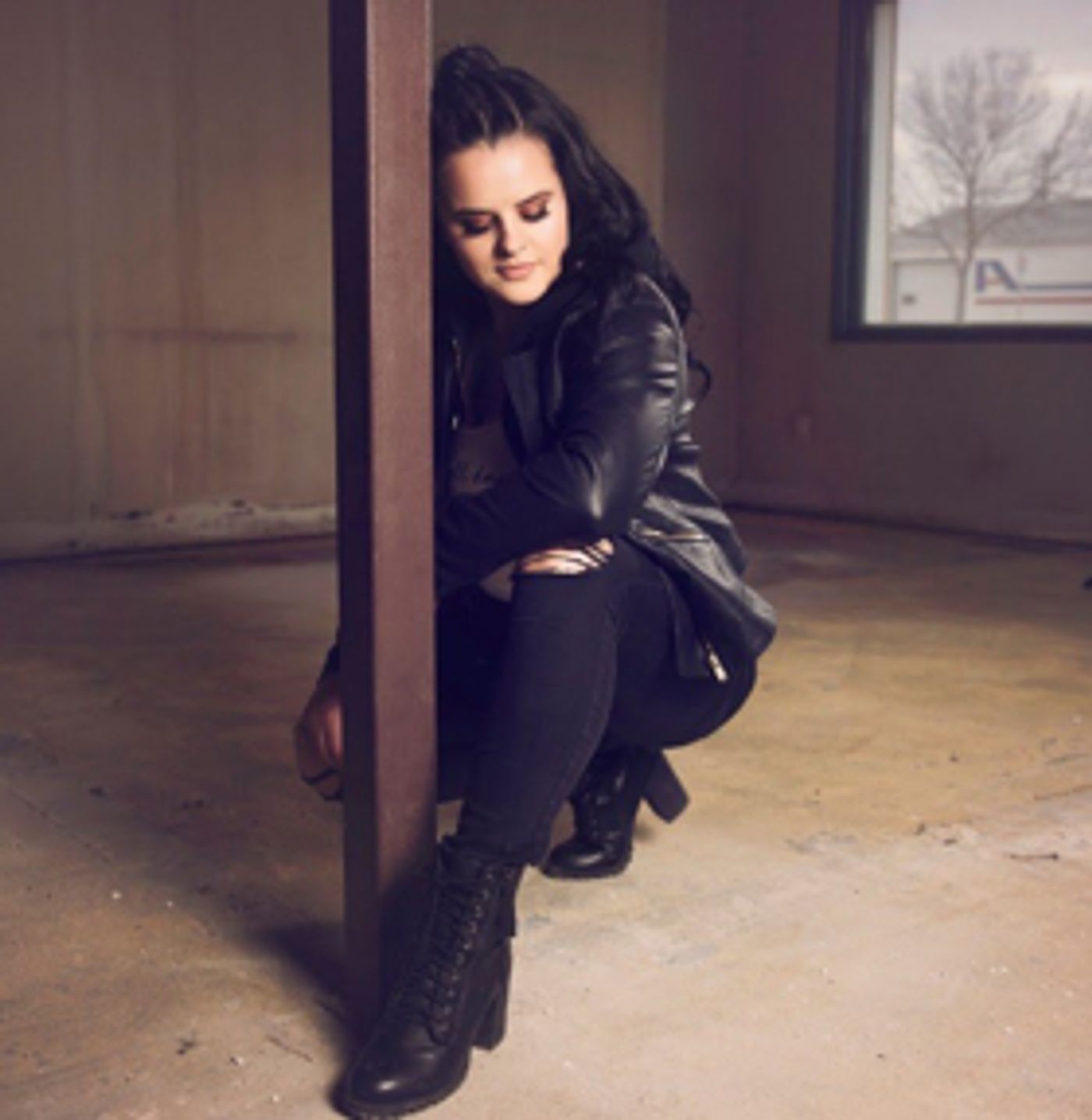 Shayla Souliere Drops New Single 'Let Me Go' Shayla Souliere Drops New Single 'Let Me Go' Image