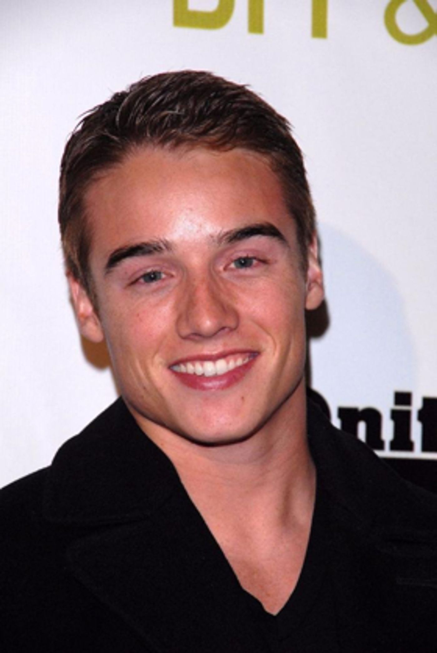 DEXTER's Brando Eaton Helps Launch Crowdfunded Campaign for DEAD STREAM  Image