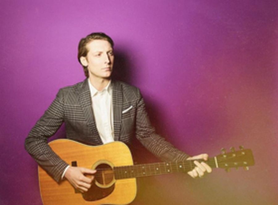 Eric Hutchinson Announces U.S. MODERN HAPPINESS Tour and Preps New Single Release Image