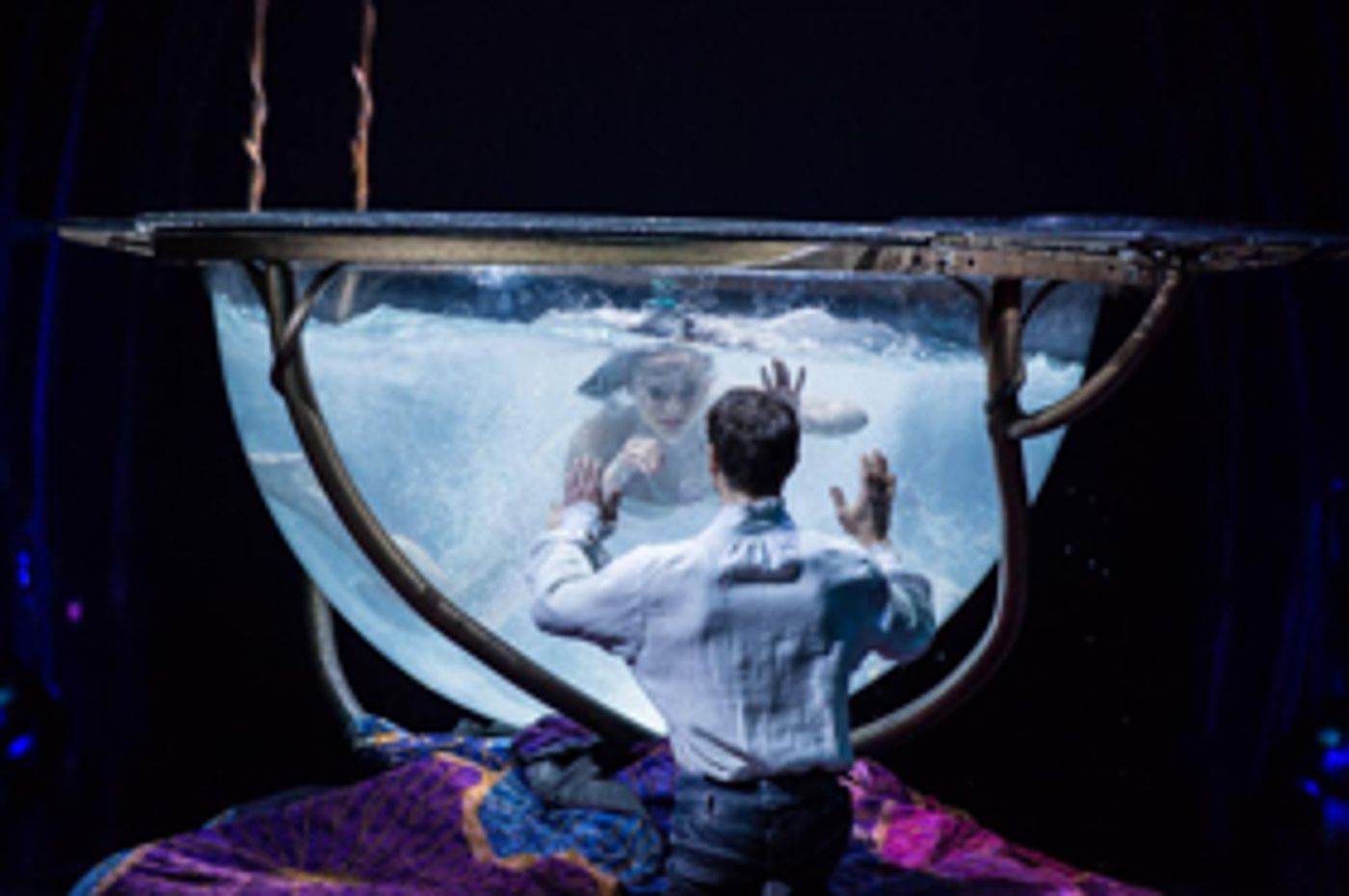 Review: Cirque du Soleil AMALUNA Storytellers Fly Through the Air with the Greatest of Ease and Incredible Skill  Image