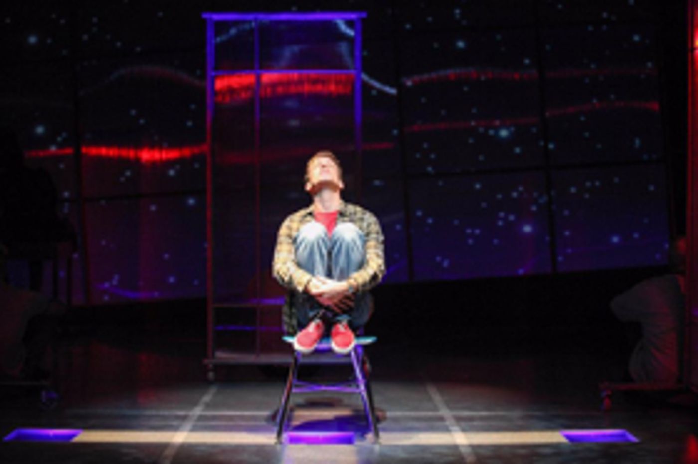 Review: THE CURIOUS INCIDENT OF THE DOG IN THE NIGHT-TIME is Captivating at Syracuse Stage  Image