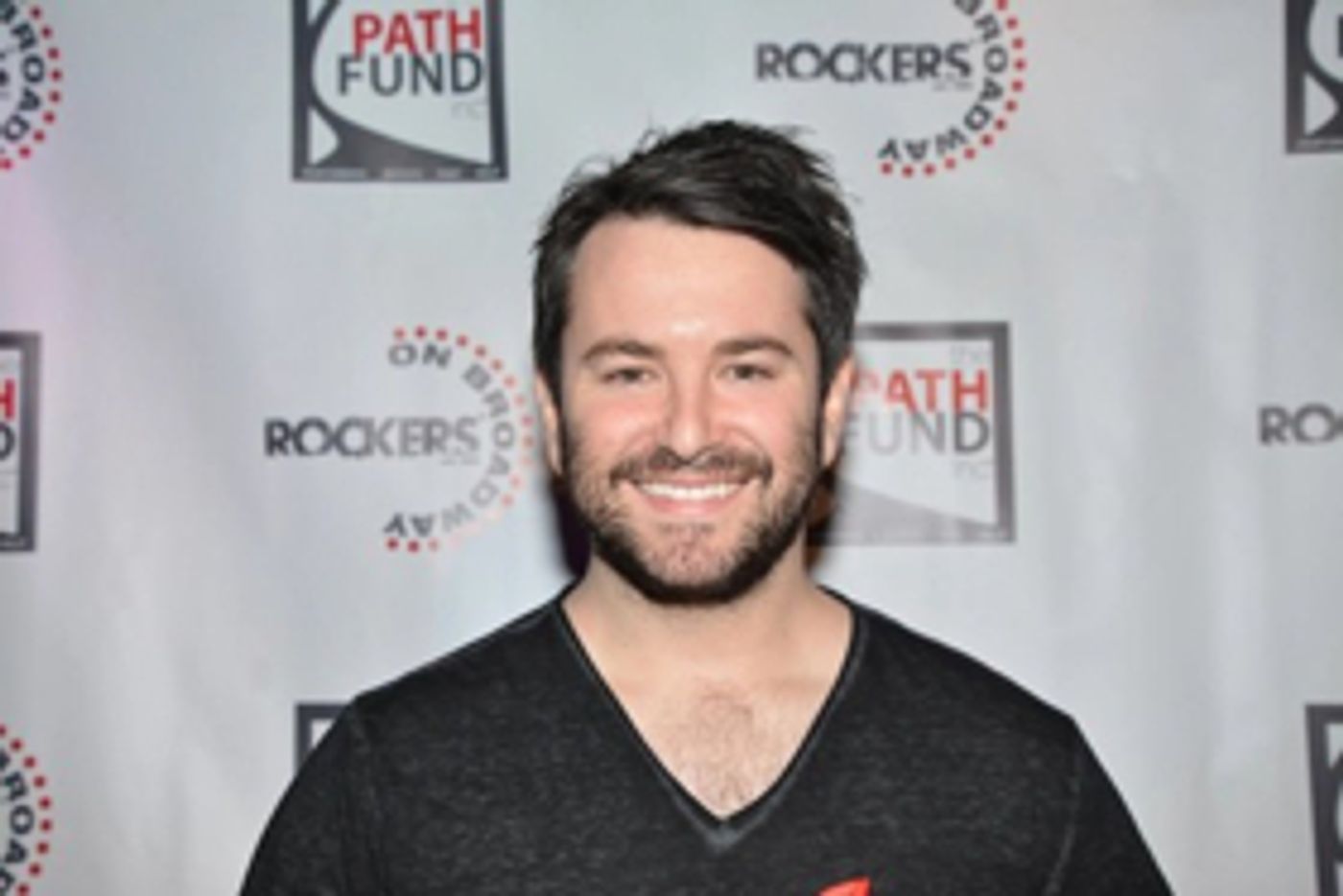 Alex Brightman and Jeffrey Seller Sign NBC Development Deal for Comedy Pilot Alex Brightman and Jeffrey Seller Sign NBC Development Deal for Comedy Pilot Image