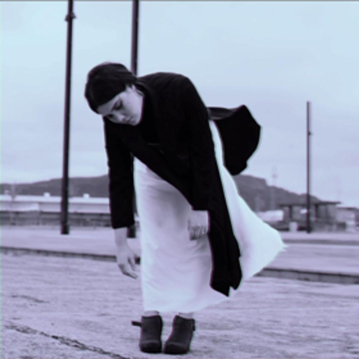 Indie Electronic Duo NEW PORTALS Release New Single INCH  Image