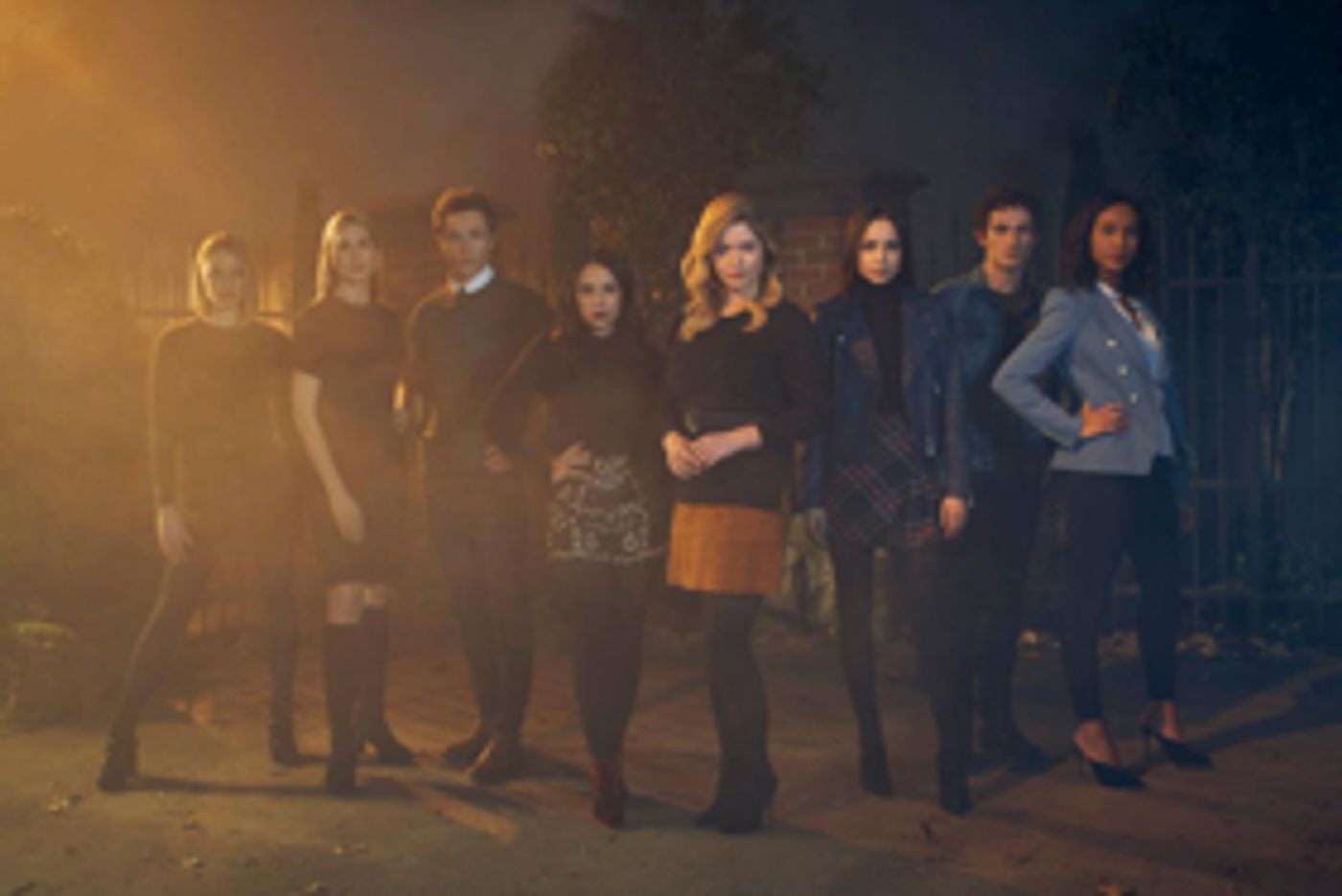 Freeform's PRETTY LITTLE LIARS: THE PERFECTIONISTS Is Cable's Strongest Drama Debut Since September 2018 With Women 18-34  Image