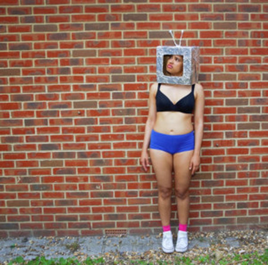 Review: A ROBOT IN HUMAN SKIN, The Vaults Image