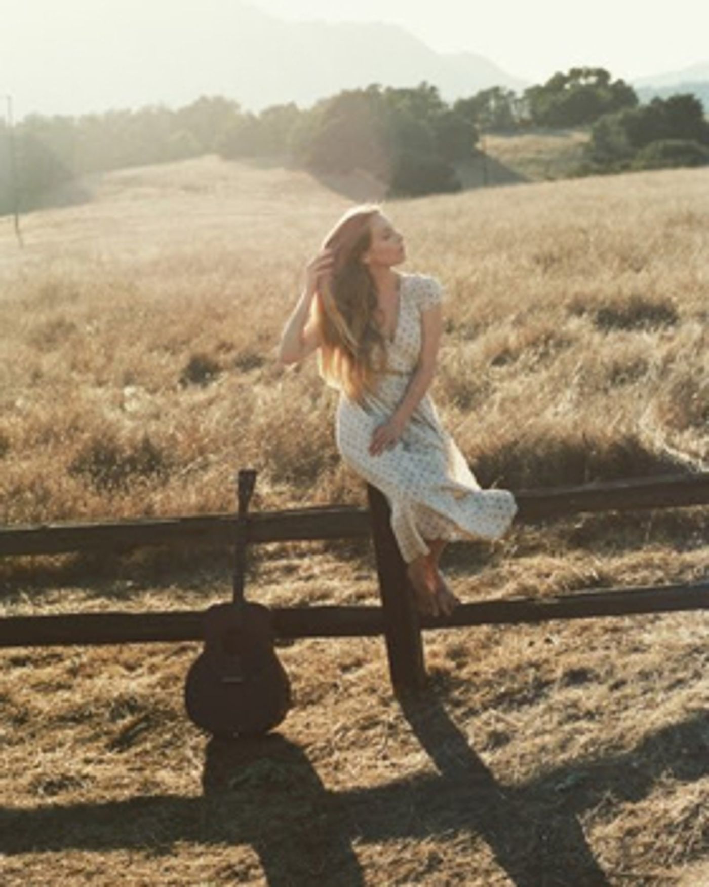 Leah James Announces Solo Debut Album; New Single 'WIldfire' Premieres  Image