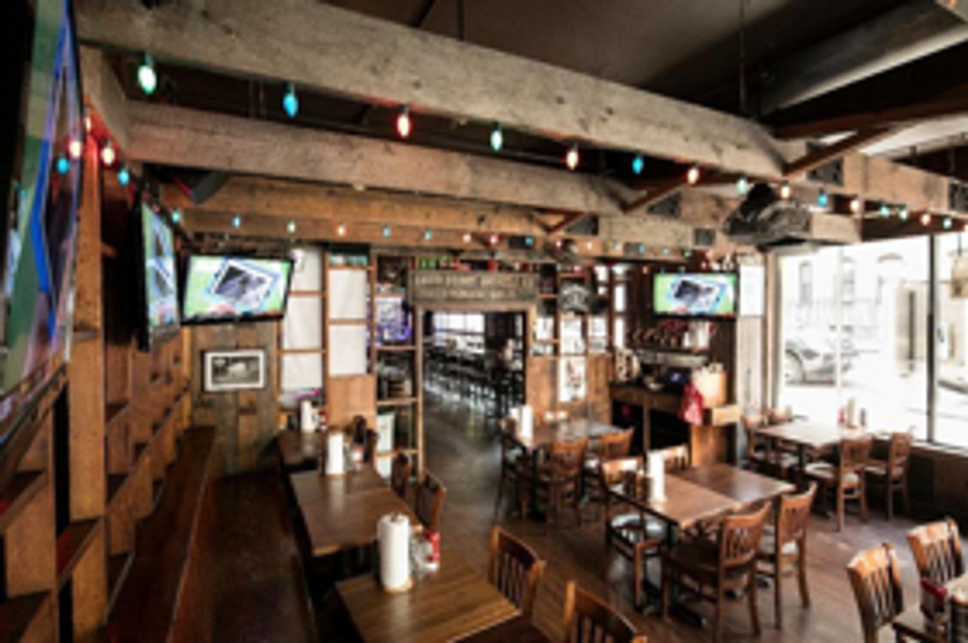 BROTHER JIMMYS Announces Free Lunch for Federal Employees During the Government Shutdown BROTHER JIMMYS Announces Free Lunch for Federal Employees During the Government Shutdown Image