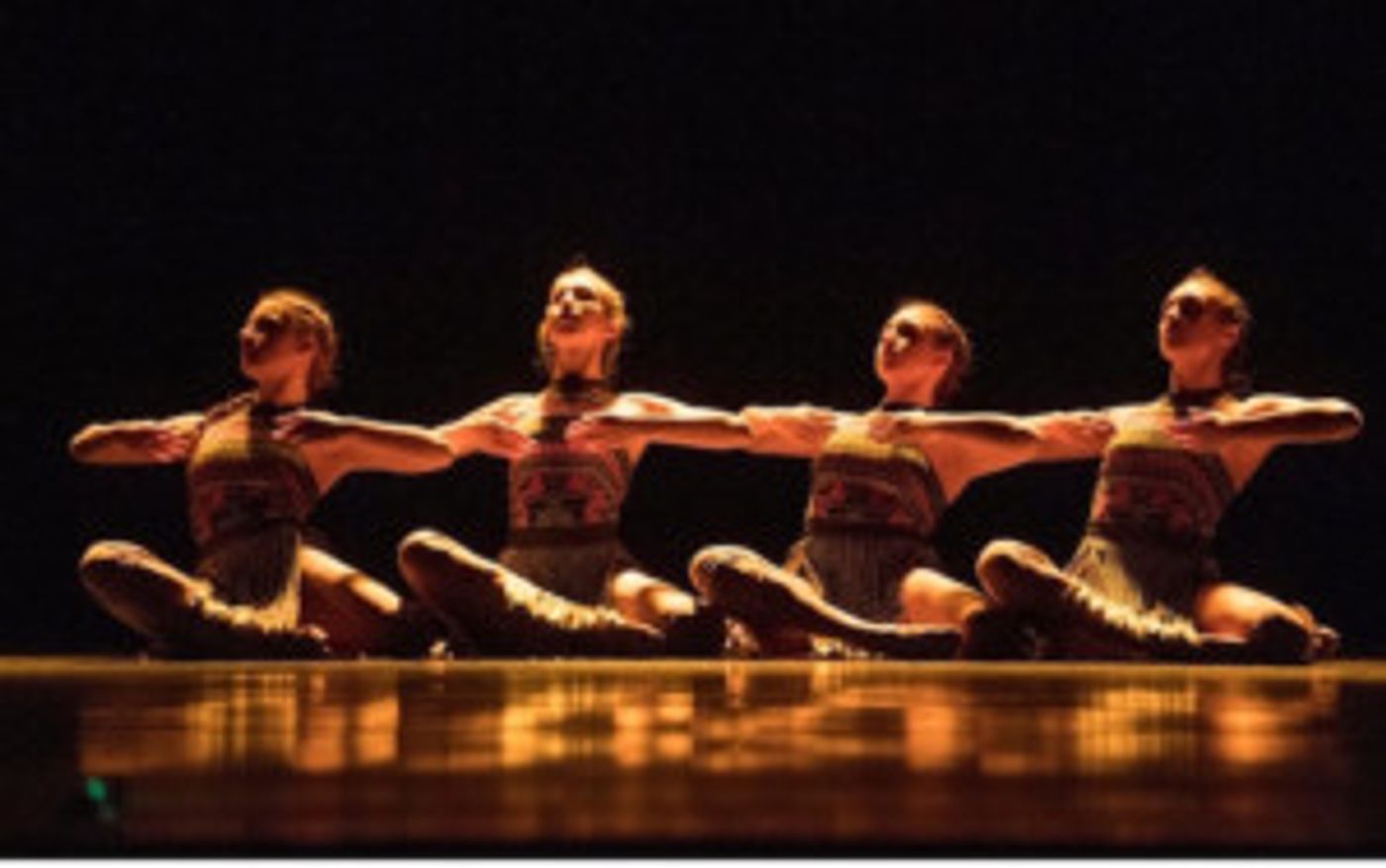 Review: THE THREAD, Sadler's Wells  Image