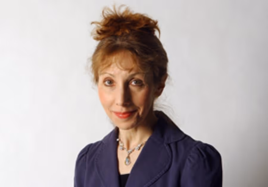 Chicago Sun-Times Drops Theatre Critic Hedy Weiss Image