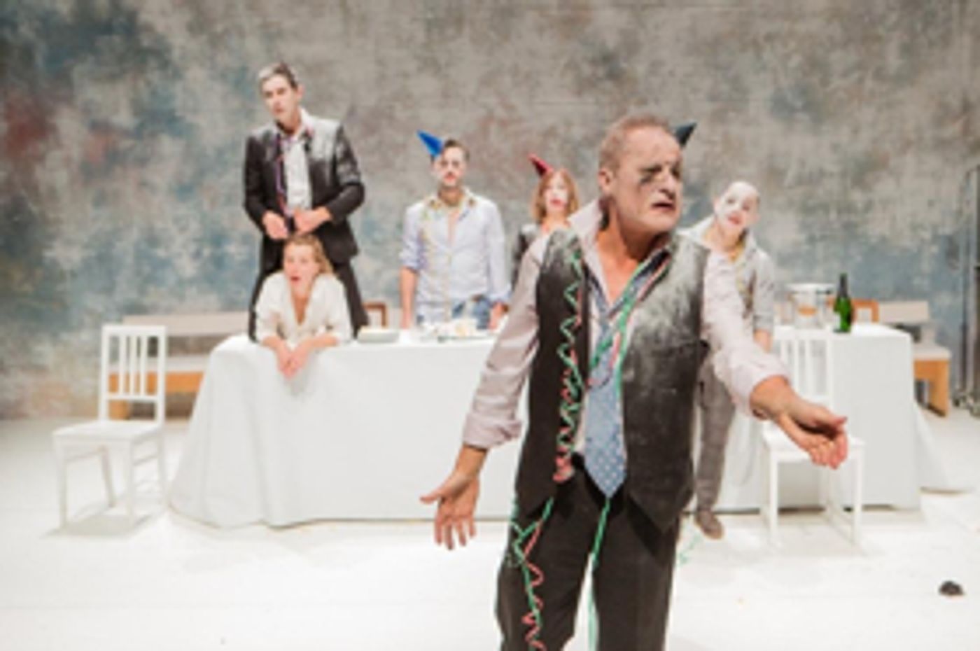 Review: Theatre de la Ville's IONESCO SUITE at BAM's Fishman Space is Absurdly Engaging and Existentially Freeing  Image