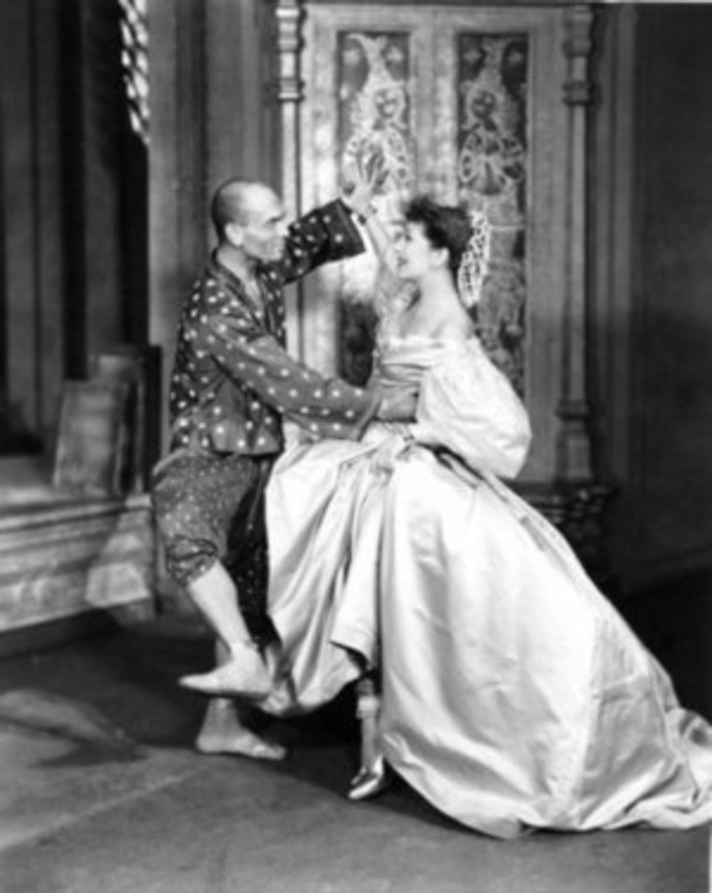 Feature: THE KING AND I at Fred Kavli Theatre, Thousand Oaks  Image