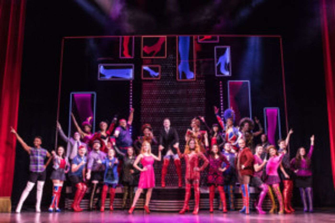 Review: KINKY BOOTS at Times Union Performing Arts Center  Image