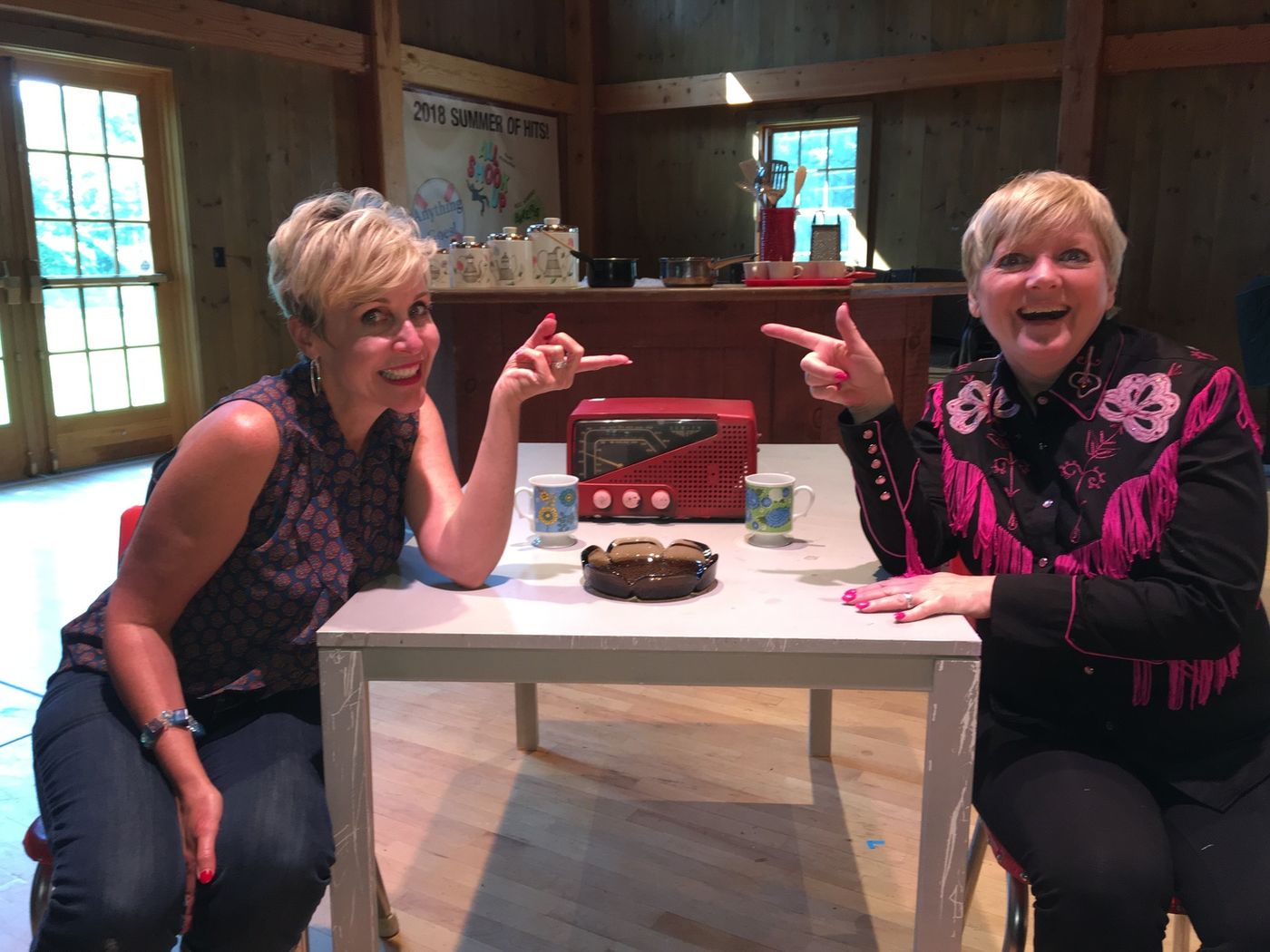 Review: ALWAYS...PATSY CLINE at Sharon Playhouse  Image