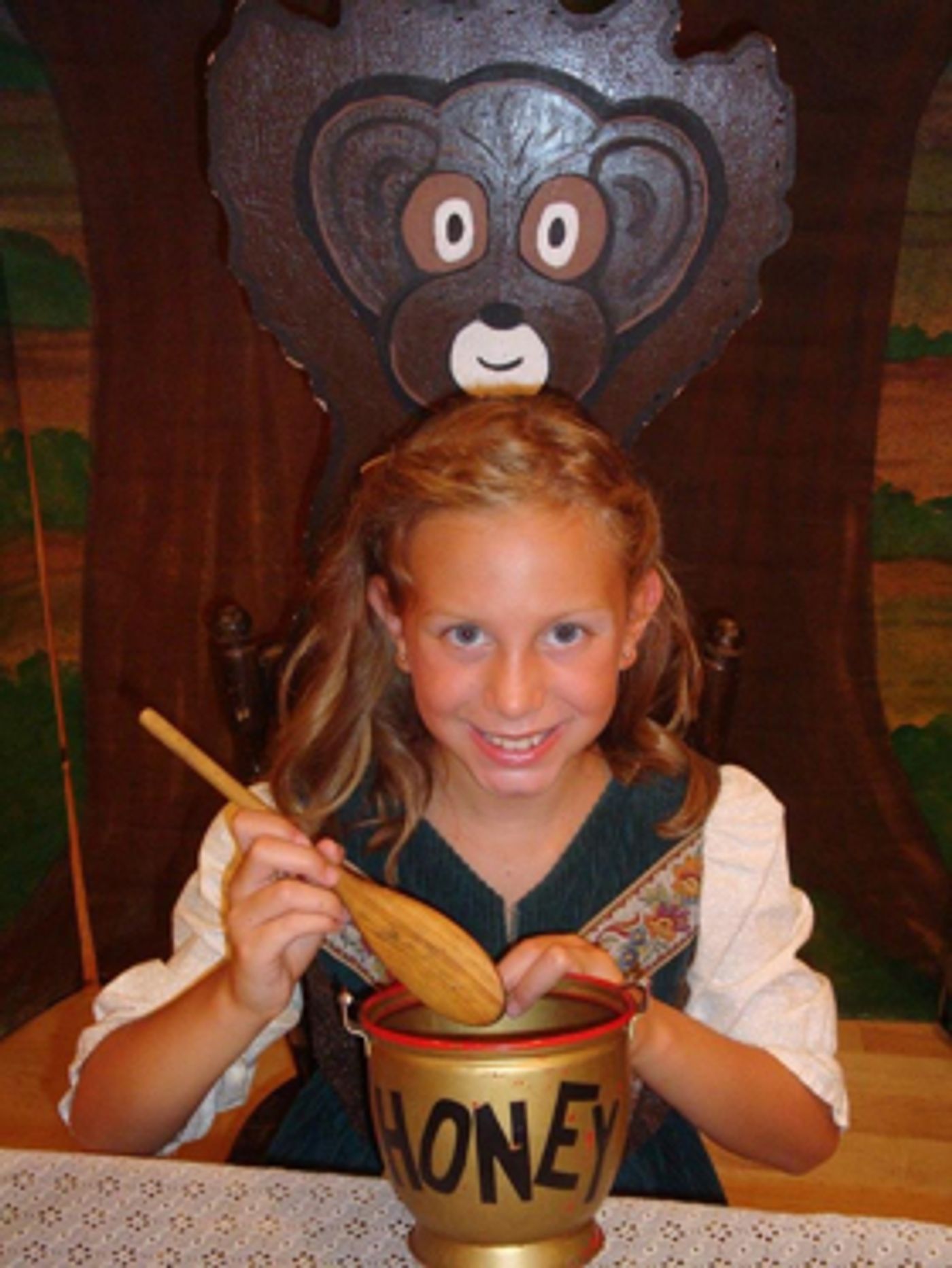 GOLDILOCKS AND THE 3 BEARS Comes to Kelsey Theatre GOLDILOCKS AND THE 3 BEARS Comes to Kelsey Theatre Image