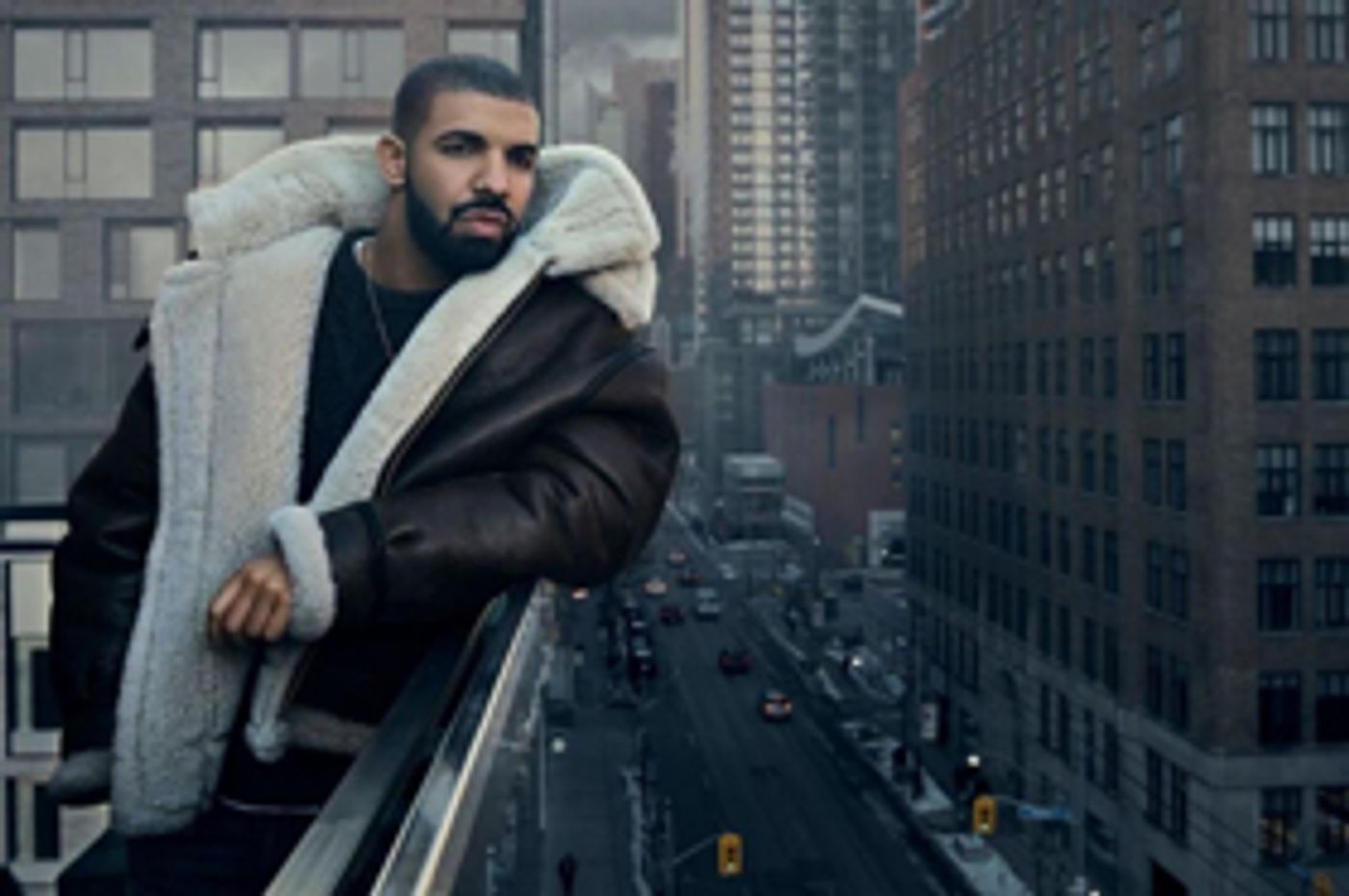 Drake Breaks Record For Most BILLBOARD MUSIC AWARDS Wins Of All Time - See Full Winners List!  Image