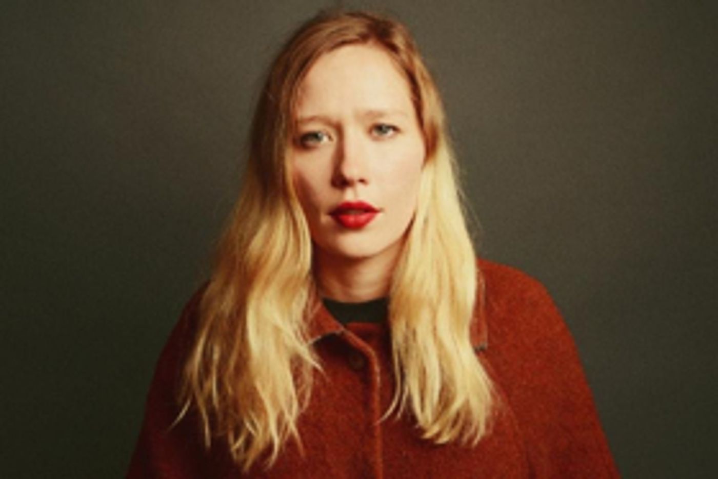 Julia Jacklin Joins First Aid Kit on Upcoming North American Tour Julia Jacklin Joins First Aid Kit on Upcoming North American Tour Image