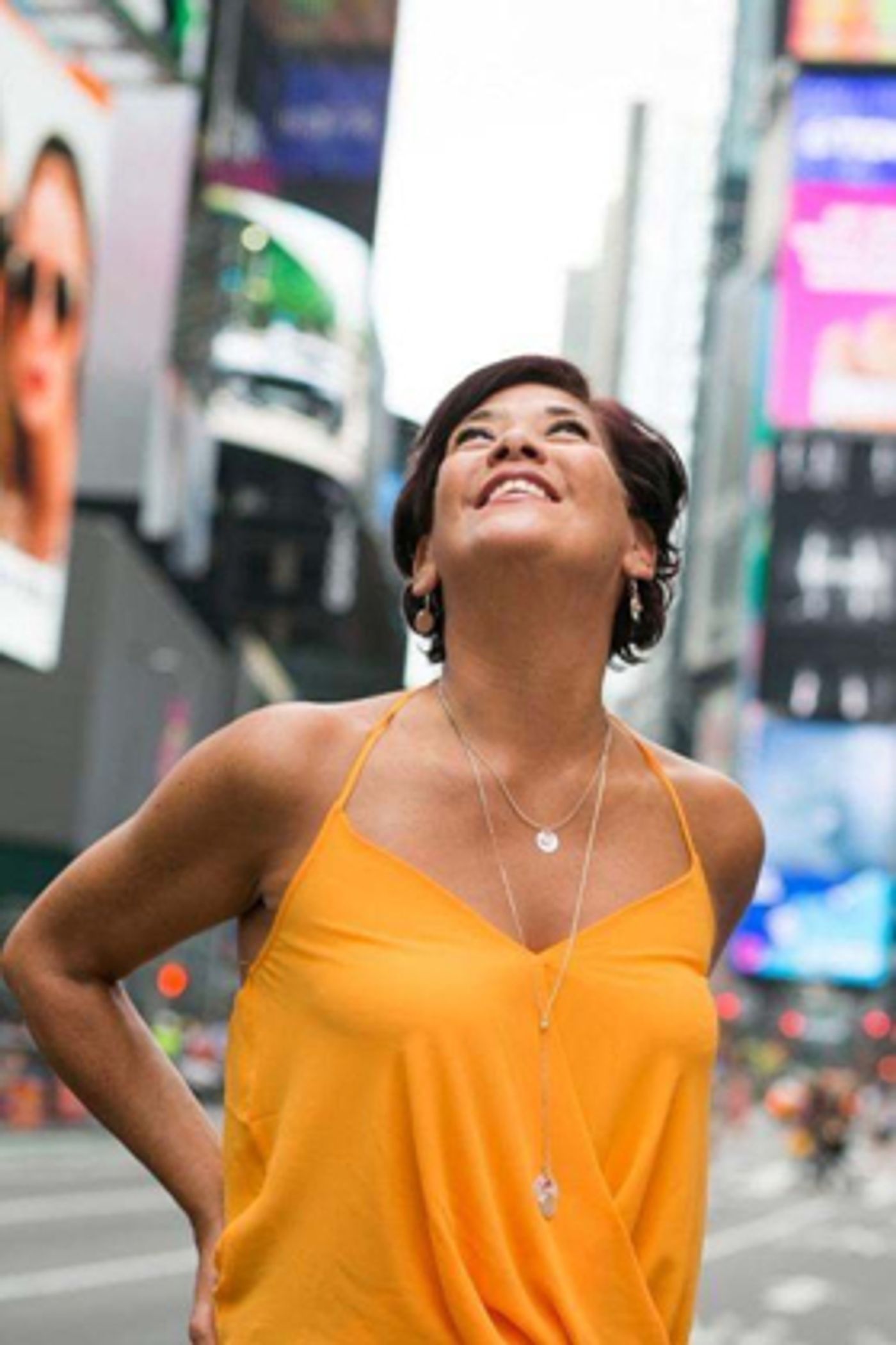 Cabaret Cares Presents Drama Desk Award Winner Doreen Montalvo In From The Bronx To Broadway Cabaret Cares Presents Drama Desk Award Winner Doreen Montalvo In From The Bronx To Broadway Image