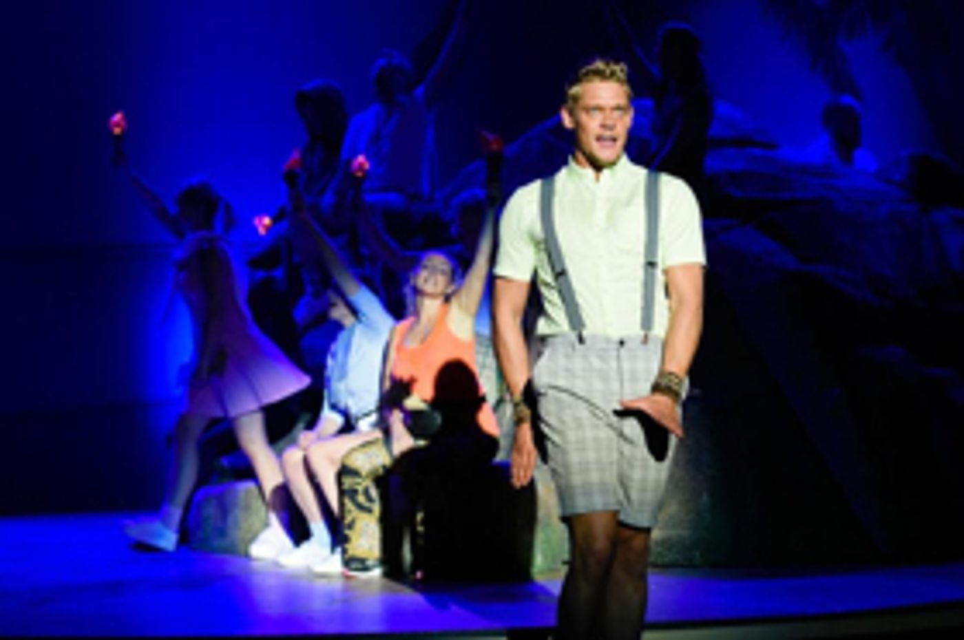 Review: EXPEDITIE EILAND at De Meervaart: Island Paradise from HELL Review: EXPEDITIE EILAND at De Meervaart: Island Paradise from HELL Image