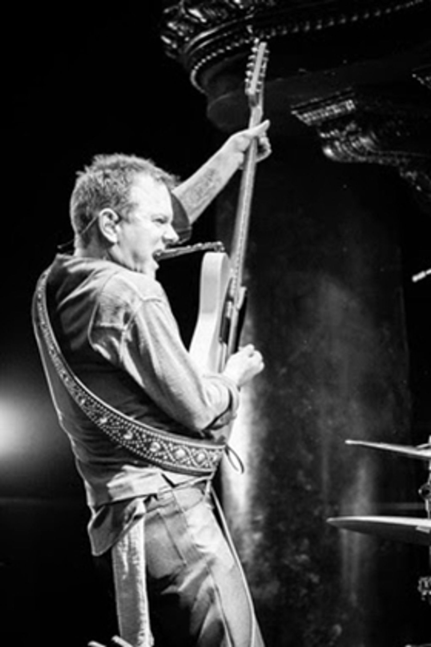Kiefer Sutherland Announces U.S. Tour Dates Kiefer Sutherland Announces U.S. Tour Dates Image