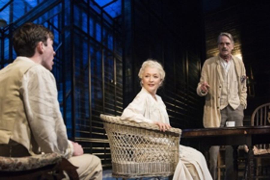 Review Roundup: Critics Weigh In on West End's LONG DAY'S JOURNEY INTO NIGHT Image