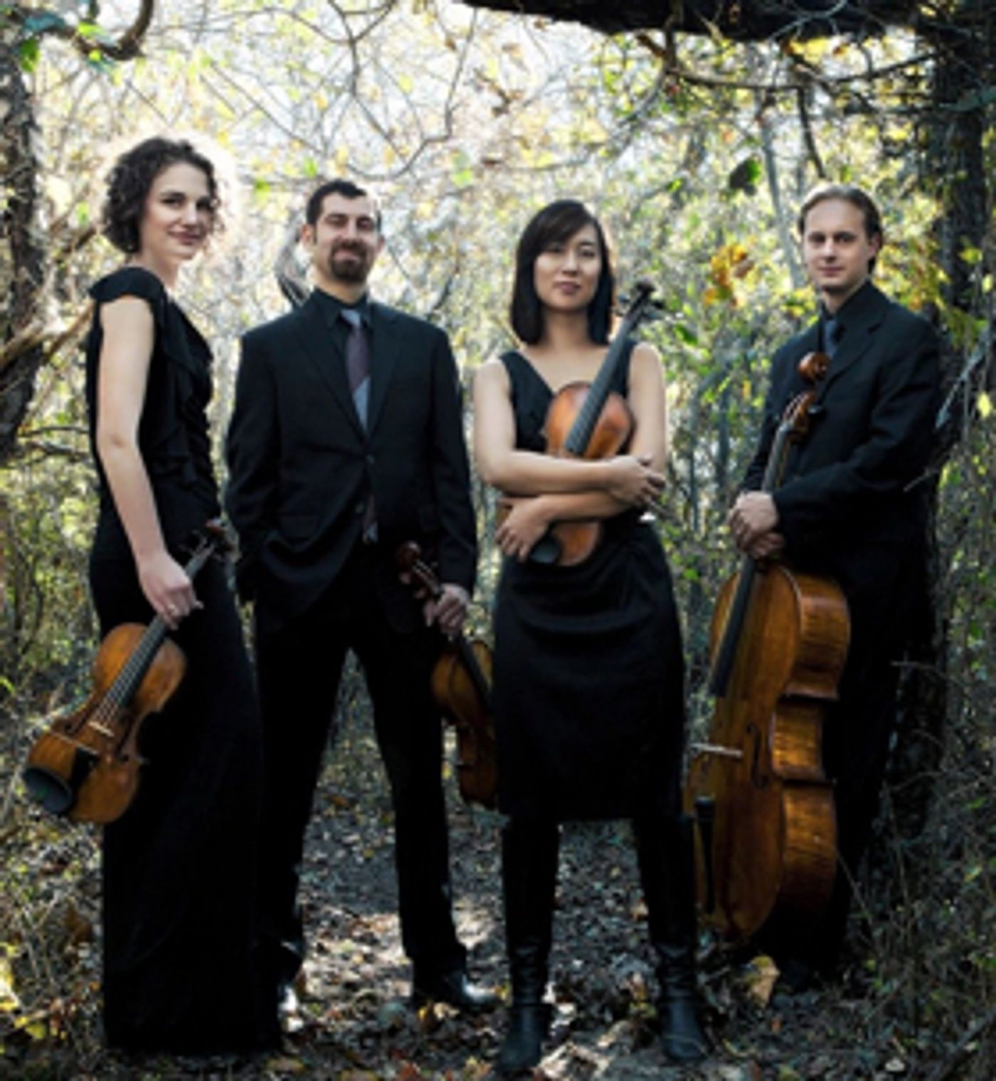 Chiara String Quartet to Give New York premiere of Philip Glass' Piano Quintet at The Metropolitan Museum of Art  Image