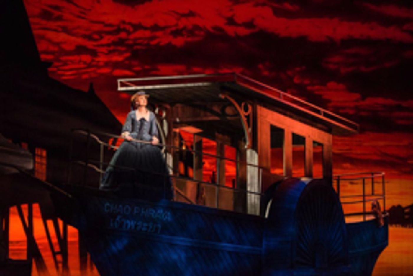 Interview: Heather Botts as Anna in THE KING & I on Tour  Image