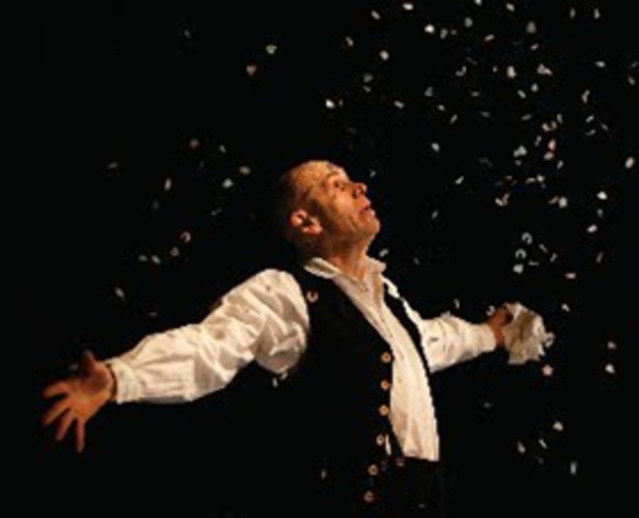 The Wallis Presents An Extraordinary One-Man Performance of Charles Dickens's Classic Tale GREAT EXPECTATIONS Image