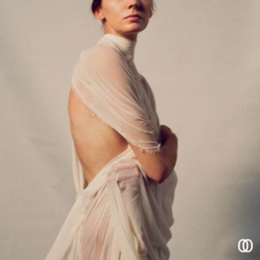 Rosie Lowe Debuts Slinking, Neo-Funk PHAROAH, Sophomore Album YU 5/10 Image
