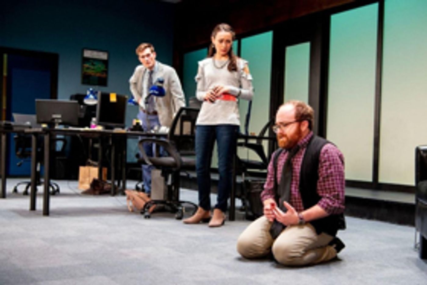 Review: The Gamm's GLORIA Plays With Notions of Comedy and Tragedy  Image