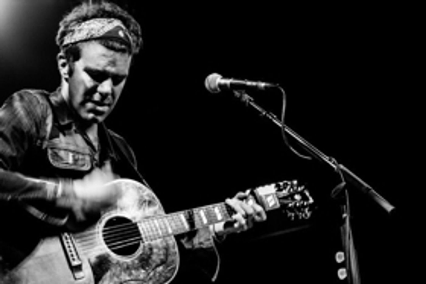 Stephen Kellogg To Release Will Hoge-Produced 'Objects In The Mirror' On November 23 Stephen Kellogg To Release Will Hoge-Produced 'Objects In The Mirror' On November 23 Image