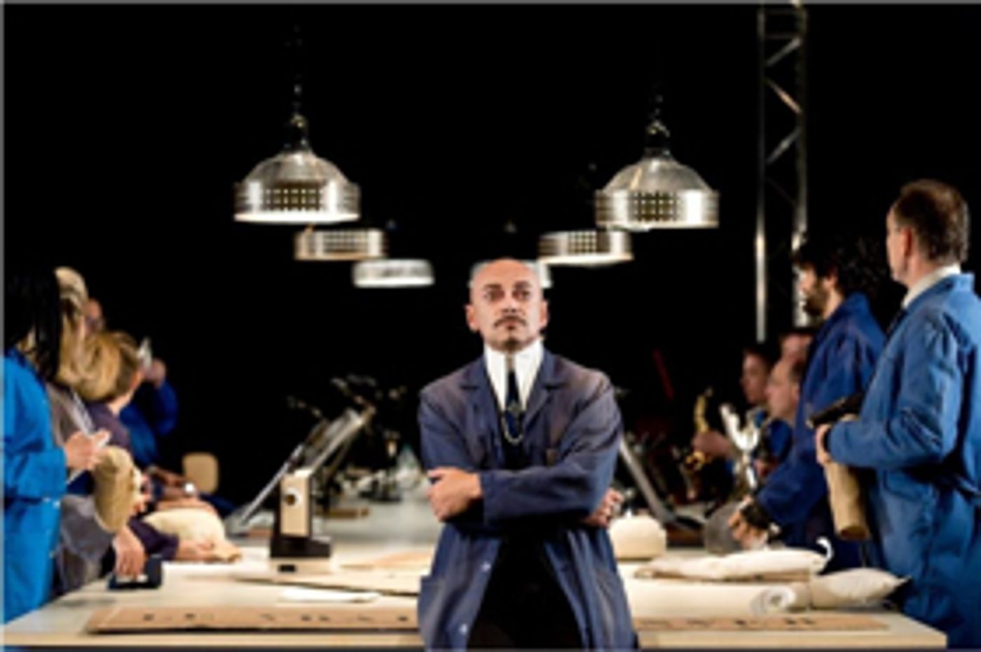 Review: OPERA GRAND AVIGNON Presents L'OPERA DE QUAT'SOUS  Image