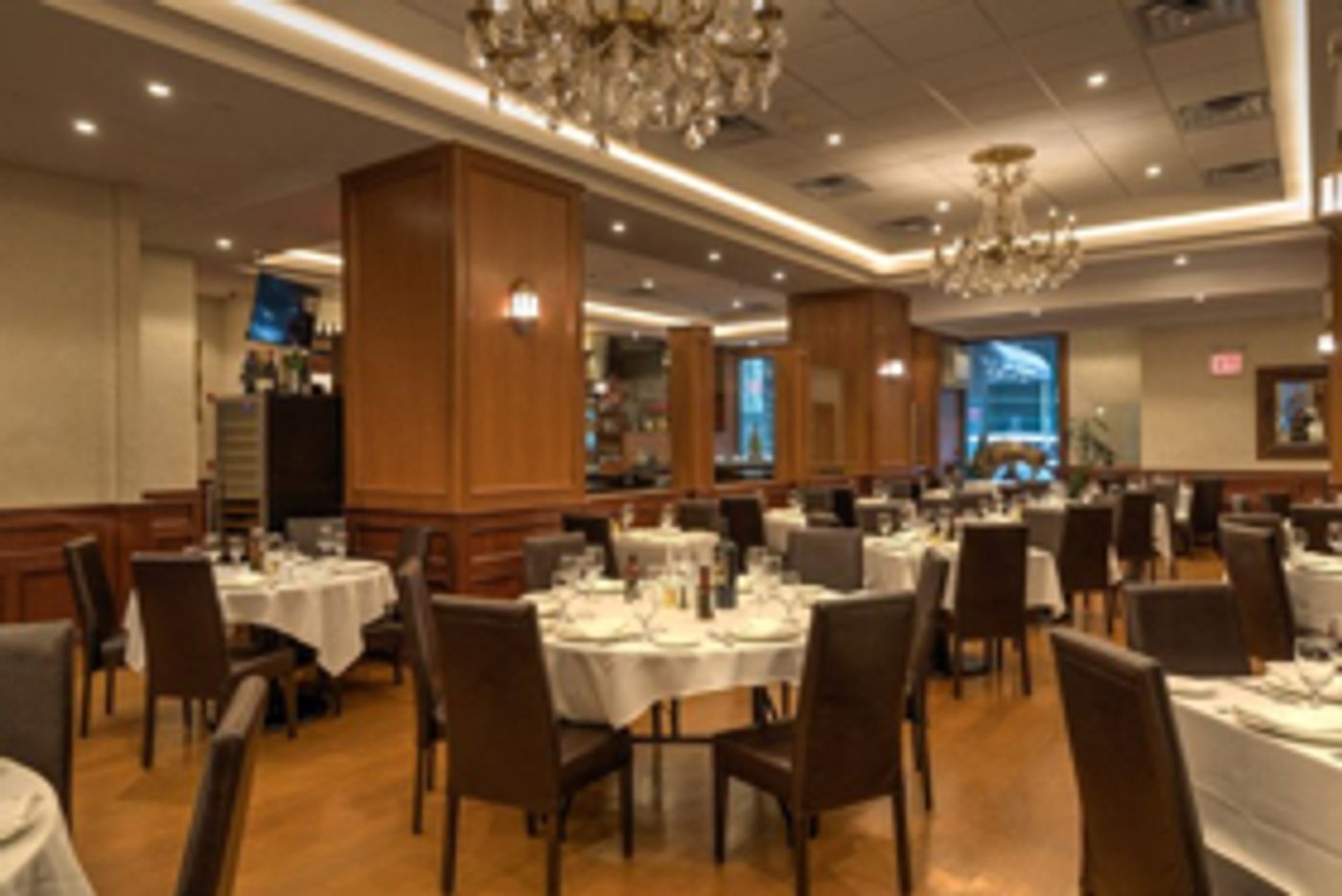 BWW Preview: BEN & JACKS STEAKHOUSE Flagship Location on East 44th Street BWW Preview: BEN & JACKS STEAKHOUSE Flagship Location on East 44th Street Image