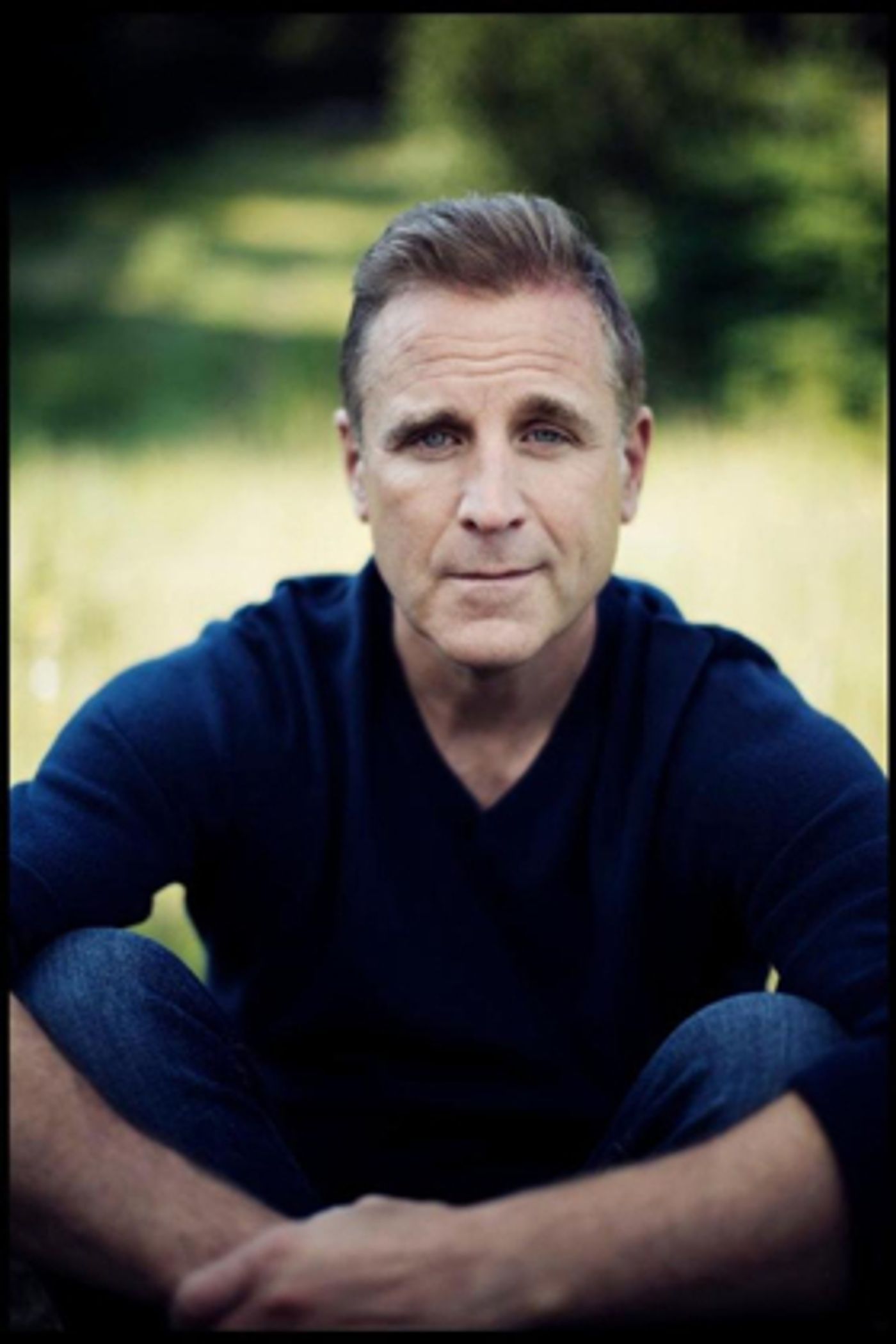 Celebrated Canadian Folk/Roots Artist and Mental Health Advocate Séan McCann Announces First US Solo Tour  Image