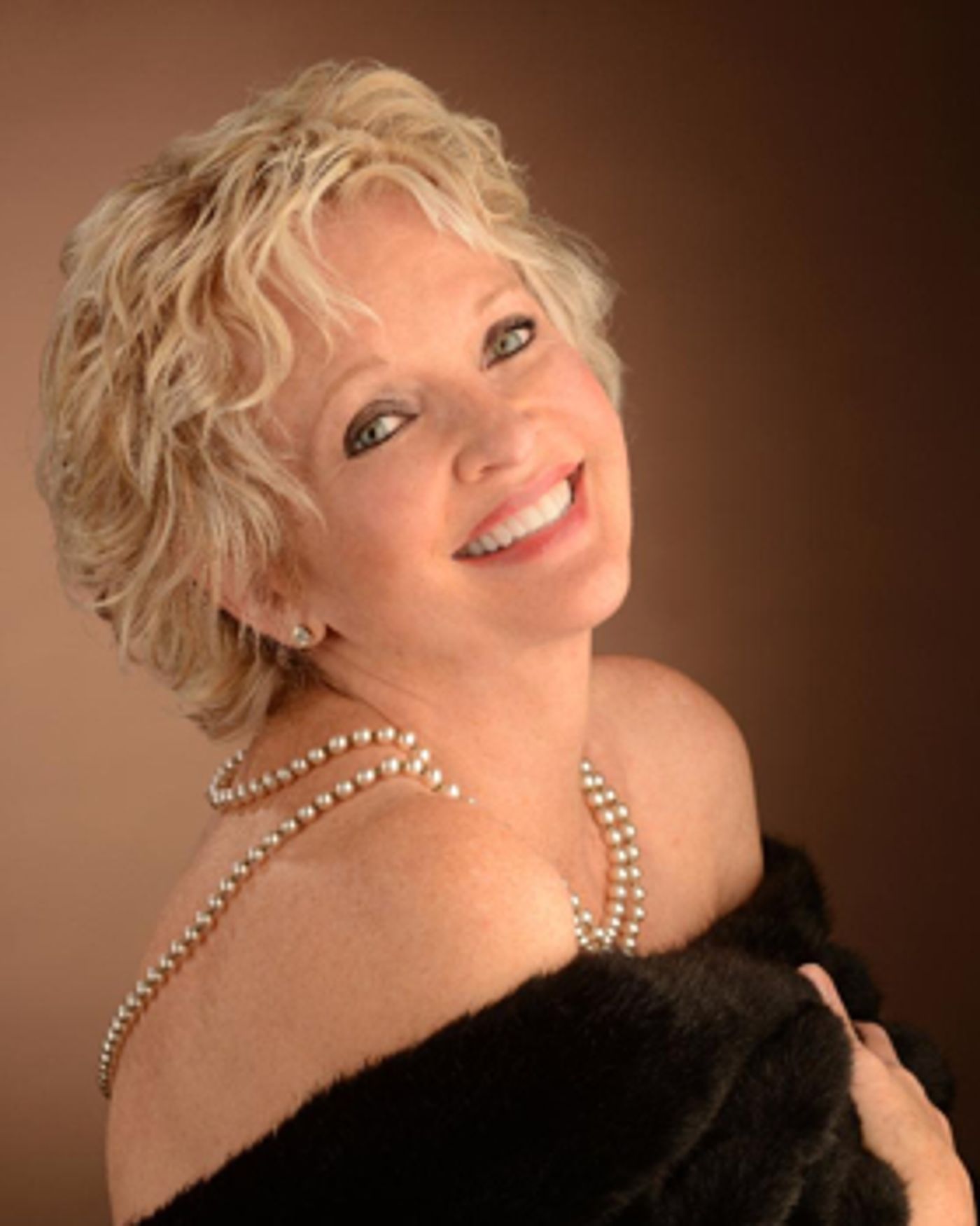 Christine Ebersole Joins Kelsey Grammer and More in CANDIDE at LA Opera  Image