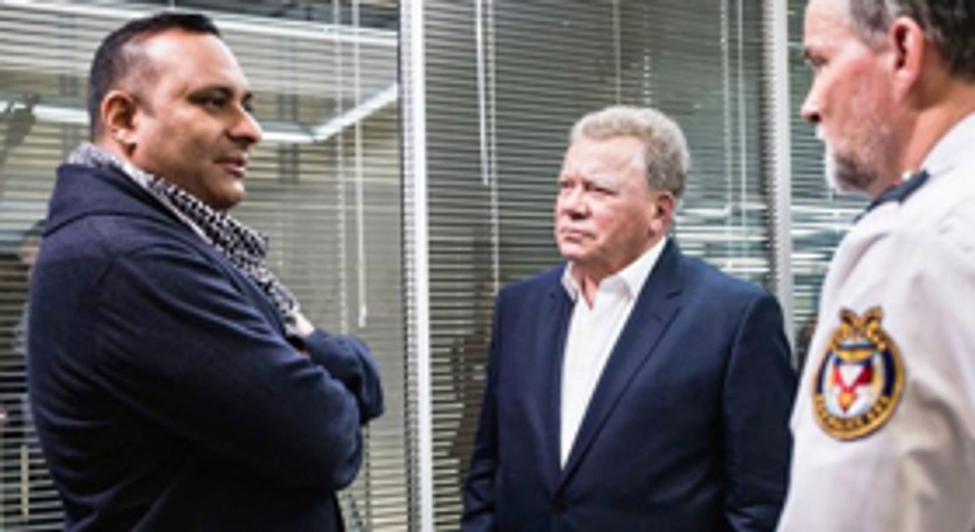 THE INDIAN DETECTIVE, Starring Russell Peters, Premieres 12/19 on Netflix Worldwide  Image