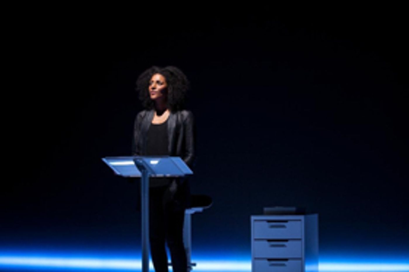 Review: SELL/BUY/DATE Highlighted by Sarah Jones' Masterful, Multiple, Multicultural Characterizations  Image