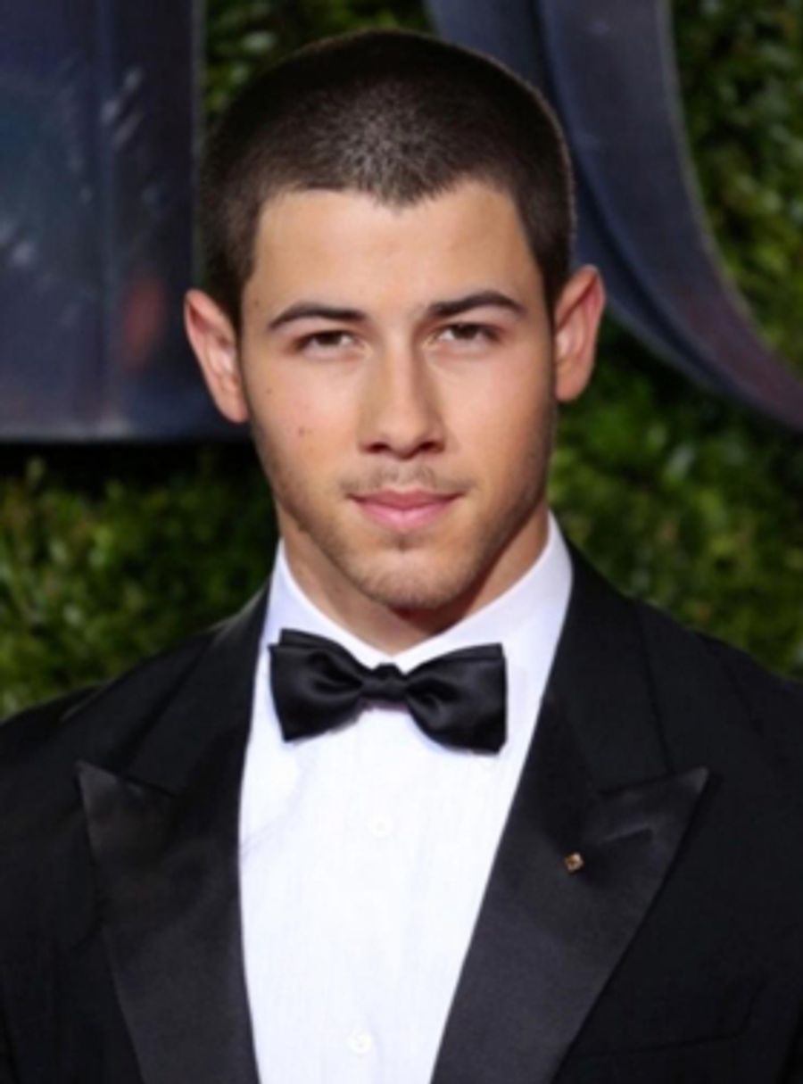 The 2018 MTV Movie & TV Awards Announces Performers and Presenters Including Nick Jonas, Kristen Bell, Zendaya, & More Image