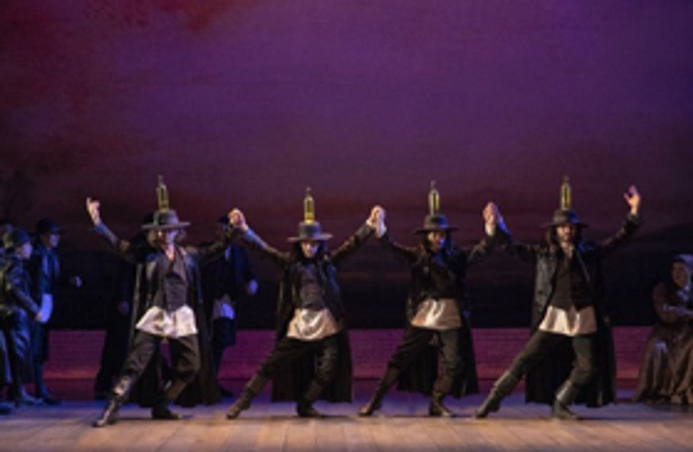 Review: FIDDLER ON THE ROOF Brings Tradition and Innovation to Fox Cities P.A.C.  Image