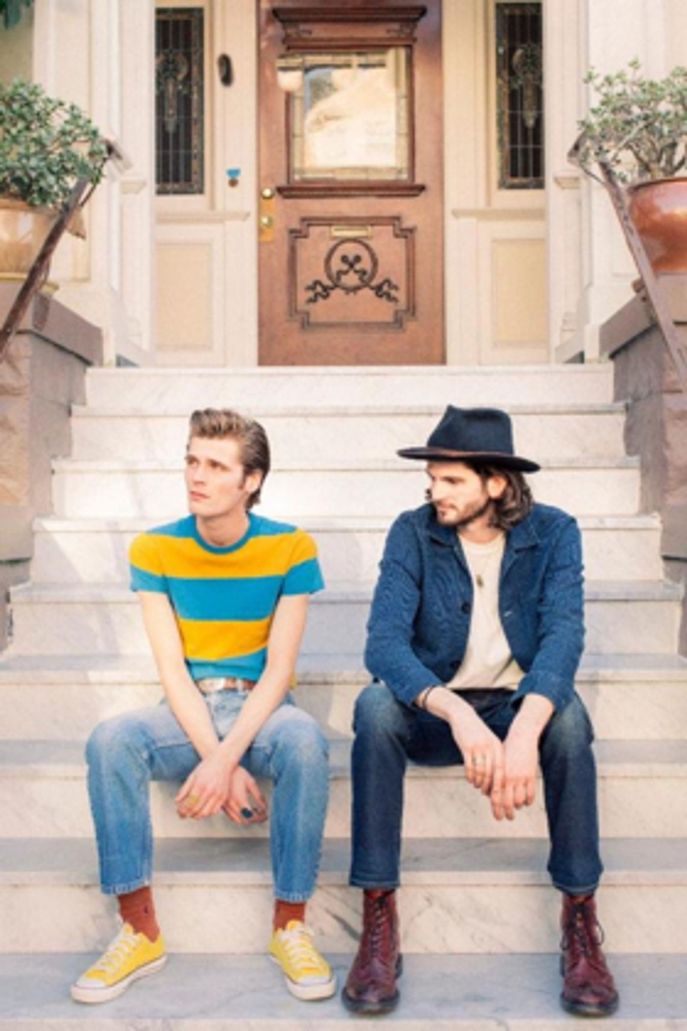 Hudson Taylor Premiere Live Video For OLD SOUL Featuring Gabrielle Aplin On BILLBOARD  Image
